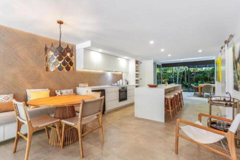 Hidden Treasure Little Cove - Foster Accommodation 3