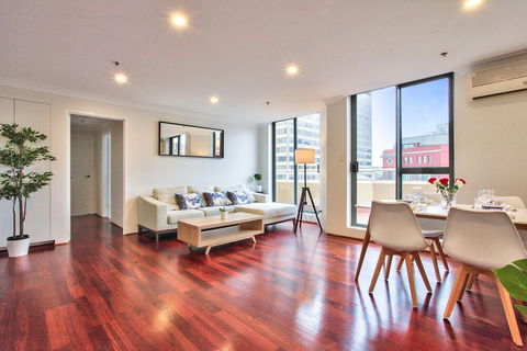 Apartment Hyde Park George - Foster Accommodation 5