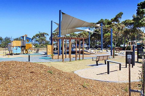 Seaspray - Foster Accommodation 2