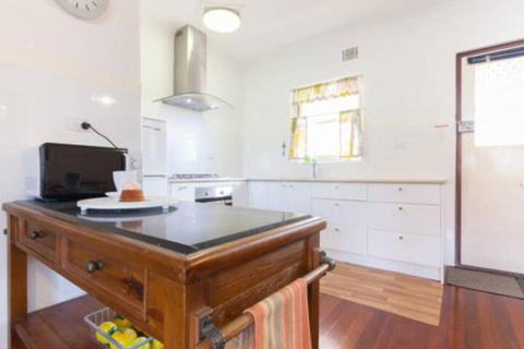 Broadway Apartments - Foster Accommodation 3