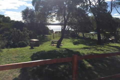 Alluvion Beach Cottage - Foster Accommodation 0
