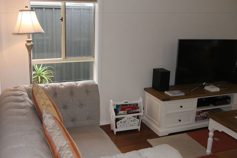 C And C Tanunda - Foster Accommodation 6