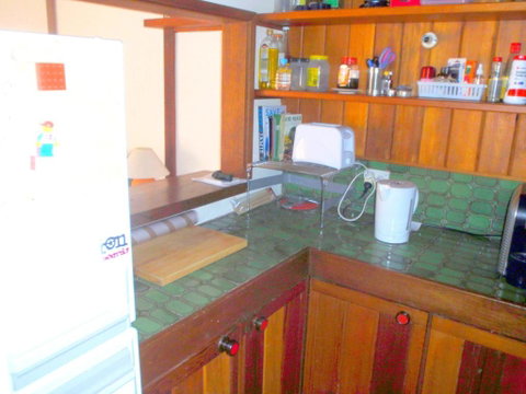 Retro 2 Bedroom & 2 Loft Apartment - Foster Accommodation 4