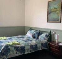 Kellys Top Pub - Foster Accommodation