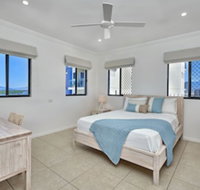 Belle Escapes Luxury Penthouse with Ocean Views - Foster Accommodation
