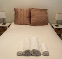 Delightful 3BD Apt Near Chapel St. in St. Kilda - Foster Accommodation