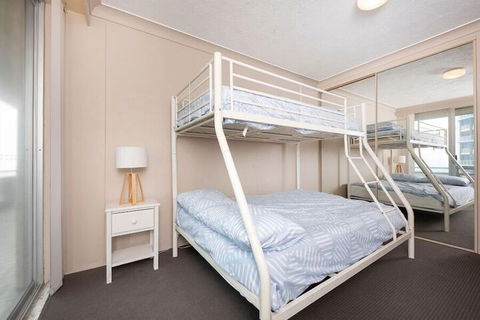 Sandbar Unit 402 - Foster Accommodation 6