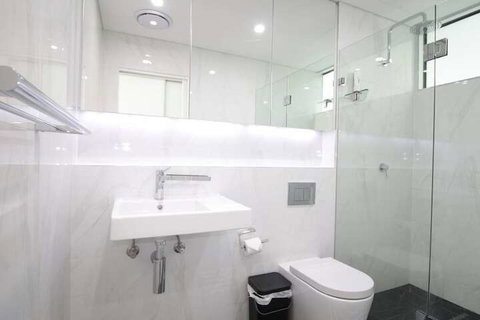 154 Wyndham - Foster Accommodation 4