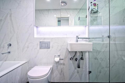 154 Wyndham - Foster Accommodation 7