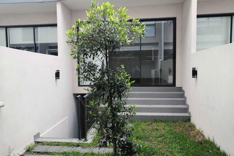 154 Wyndham - Foster Accommodation 1