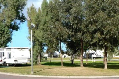 ARNO BAY CARAVAN PARK - Foster Accommodation 1