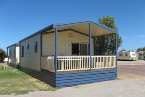 ARNO BAY CARAVAN PARK - Foster Accommodation 0