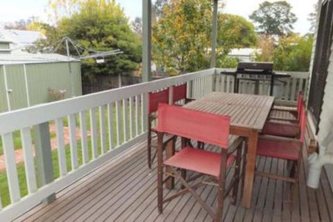 Elouera - Foster Accommodation 5