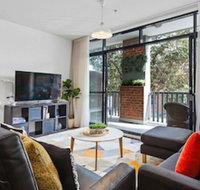 QUEEN VIC MARKET Moments Away - Foster Accommodation