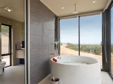 The McLaren Eye Holiday House - Foster Accommodation 5