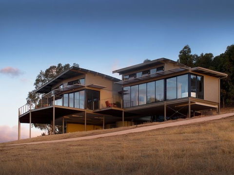 The McLaren Eye Holiday House - Foster Accommodation 2