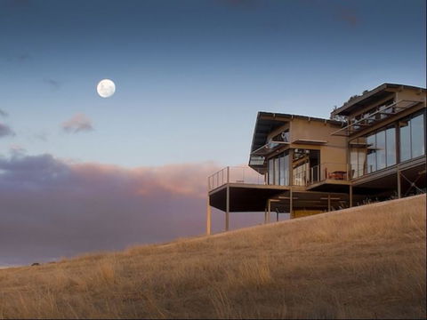 The McLaren Eye Holiday House - Foster Accommodation 3