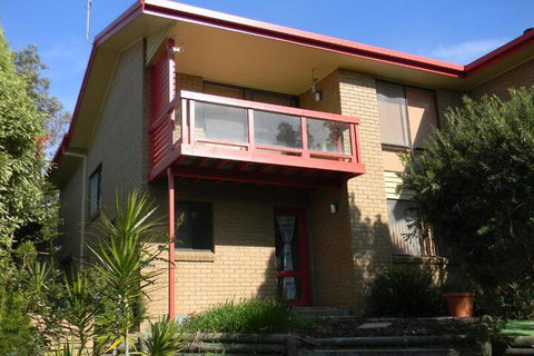 The Beach House - Foster Accommodation 5