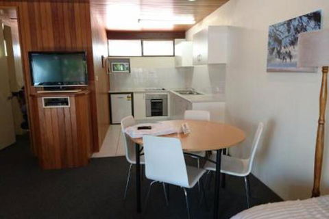Sea Star Apartment - Foster Accommodation 6