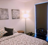 Modern Classy 3 lv Townhouse with WIFI - Foster Accommodation