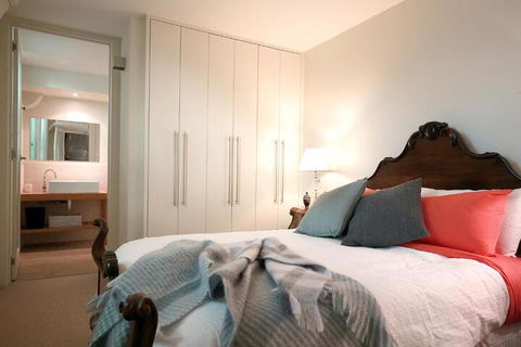 A Tassie Church - Foster Accommodation 7