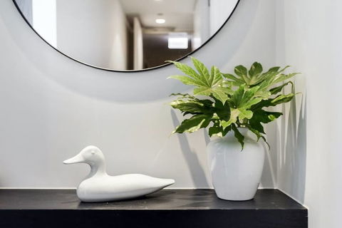Xanadu Apartments - Foster Accommodation 1