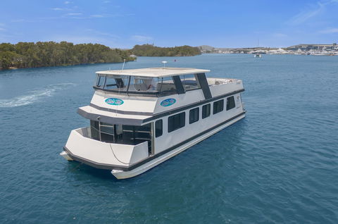 Coomera Houseboat Holidays - Foster Accommodation 3