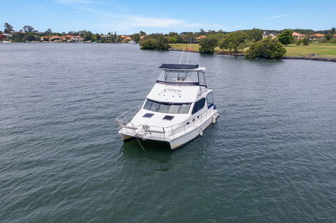 Coomera Houseboat Holidays - Foster Accommodation 2