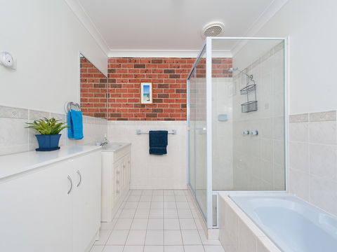 Little Rocky At Fingal Bay - Foster Accommodation 6