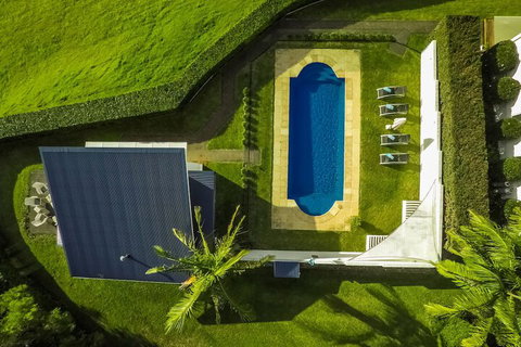 A PERFECT STAY - Byron's Brae - Foster Accommodation 2