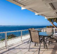 3 Bedroom House Classic View 2 / 49 Victoria Parade FREE WIFI - Foster Accommodation