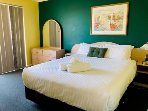 West Beach Lagoon 109 - Amazing Location - Foster Accommodation 5