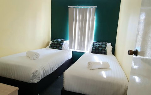 West Beach Lagoon 109 - Amazing Location - Foster Accommodation 3