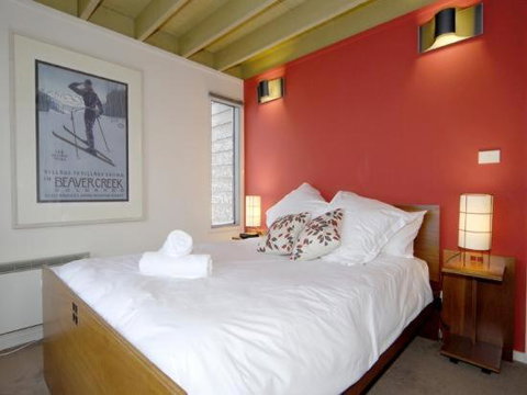 Twirligig - Foster Accommodation 1