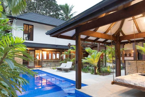 Spice At Oak Absolute Oceanfront House - Foster Accommodation 3