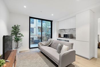 Roomerang At Garden Hill 1 - Foster Accommodation 4