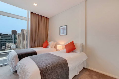 Executive Suite Adelaide CBD - Foster Accommodation 3