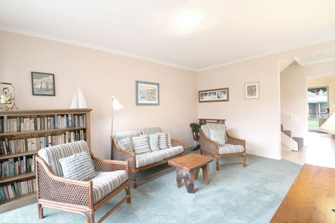 Alloway - Foster Accommodation 5