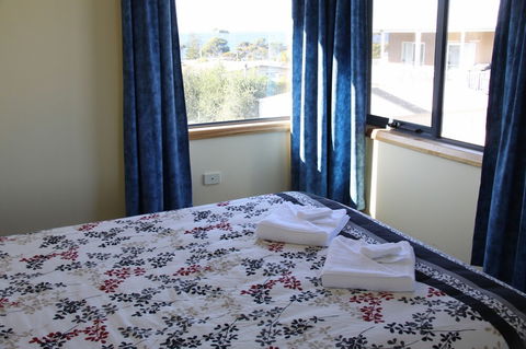 Douglas Street - Foster Accommodation 6