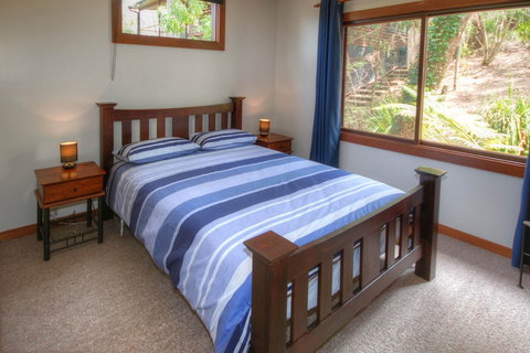 Glendell Cottage - Foster Accommodation 4