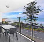 Unit 5 Phoenix Apartments 1736 David Low Way Coolum Beach LINEN INCLUDED 500 Bond - Foster Accommodation