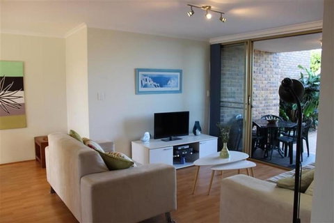 OCEANSIDE 5 - Foster Accommodation 2