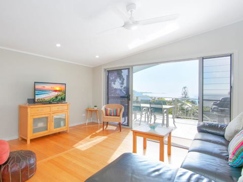 Angourie Blue 1 Great Ocean Views Surfing Beaches - Foster Accommodation 2