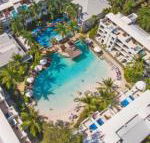 Couples private spa beach getaway