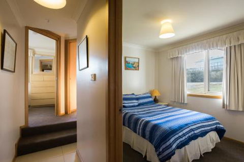 Arthur Riverfront & Sea Lodge Upstream - Foster Accommodation 3