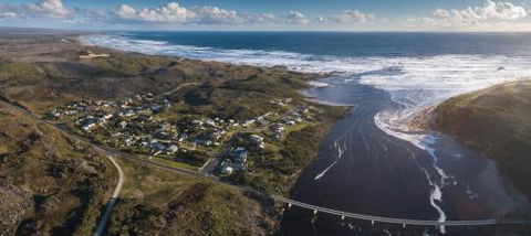 Arthur Riverfront & Sea Lodge Upstream - Foster Accommodation 6