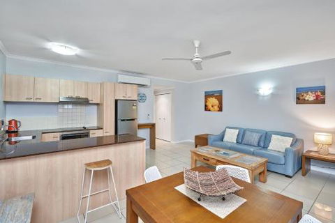 Amphora Laleuca Apartment - Foster Accommodation 1
