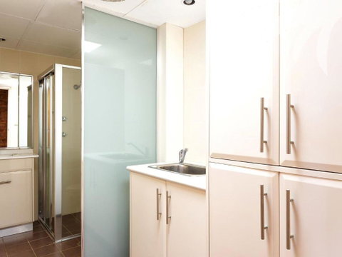 Oceanside 18 - Foster Accommodation 1