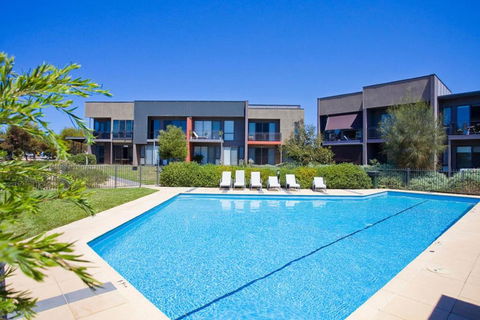 Shore To Relax Family Or Corporate Bookings Only - Foster Accommodation 5