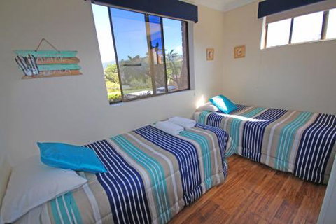 Hawaiian Gardens Unit 3 - Foster Accommodation 2